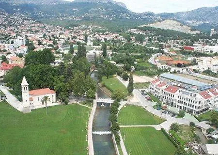 Lipa Mare - With Heated Pool